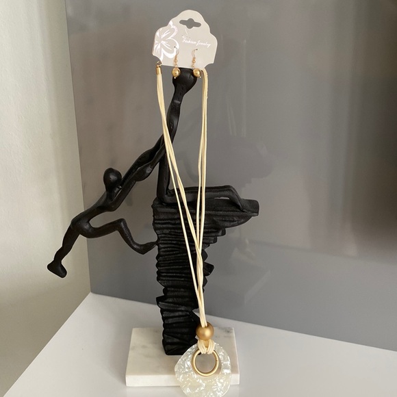 New! Jewelry Set ✨ - Picture 1 of 5